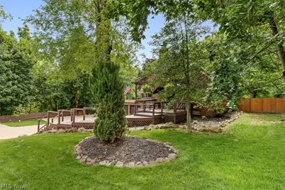 1942 Edwards Drive, Akron, OH 44306 - Photo 39
