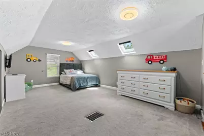 1942 Edwards Drive, Akron, OH 44306 - Photo 21