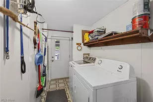 13041 Kevin Ln, Chardon, OH 44024 - Photo 37