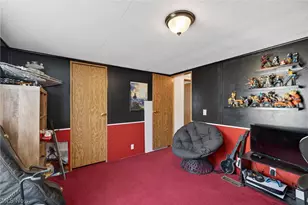 13041 Kevin Ln, Chardon, OH 44024 - Photo 31