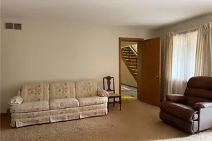 7421 W Parkside Dr, Youngstown, OH 44512 - Photo 15