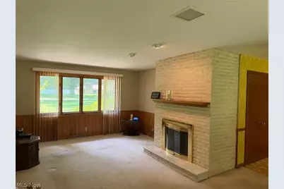 7421 W Parkside Drive, Youngstown, OH 44512 - Photo 13