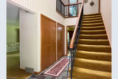 7421 W Parkside Drive, Youngstown, OH 44512 - Photo 5