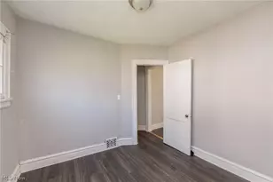 10937-10929 Massie Ave, Loveland, OH 44108 - Photo 11