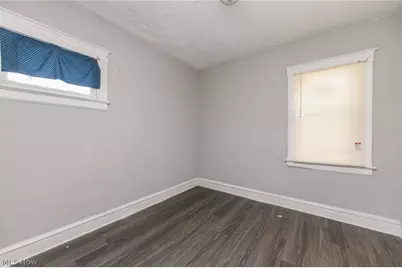 10937-10929 Massie Avenue, Loveland, OH 44108 - Photo 15