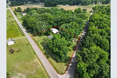 3424 Painesville Warren Road, Worthington, OH 44470 - Photo 5