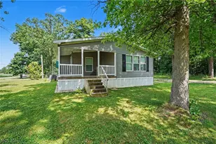 3424 Painesville Warren Rd, Worthington, OH 44470 - Photo 3