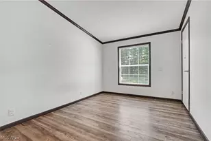 3424 Painesville Warren Rd, Worthington, OH 44470 - Photo 33
