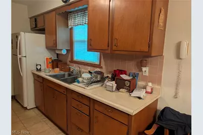 1124 W 37th Street, Lorain, OH 44052 - Photo 5