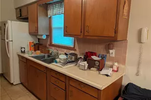 1124 W 37th St, Lorain, OH 44052 - Photo 5