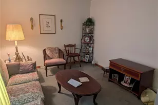 1124 W 37th St, Lorain, OH 44052 - Photo 3