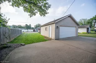 1135 Eastport Ave, Uhrichsville, OH 44683 - Photo 5