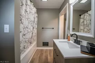 1135 Eastport Ave, Uhrichsville, OH 44683 - Photo 27