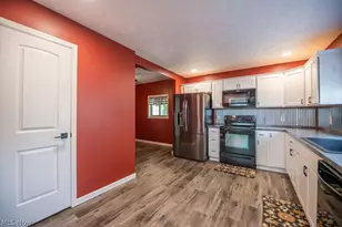1135 Eastport Ave, Uhrichsville, OH 44683 - Photo 19