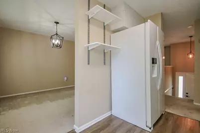 10015 Windjammer Trail, Aurora, OH 44202 - Photo 13