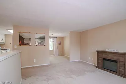 10015 Windjammer Trail, Aurora, OH 44202 - Photo 7