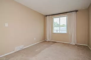 10015 Windjammer Trail, Aurora, OH 44202 - Photo 19