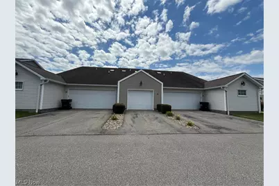 15 Town Square Boulevard, Columbiana, OH 44408 - Photo 3