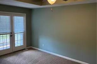 15 Town Square Blvd, Columbiana, OH 44408 - Photo 15