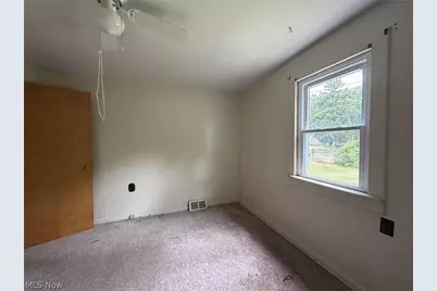 2418 Hillstock Avenue, Akron, OH 44312 - Photo 17
