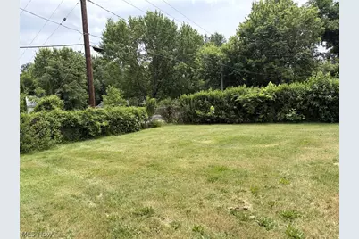 2418 Hillstock Avenue, Akron, OH 44312 - Photo 3