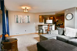 4052 St Andrews Ct, Canfield, OH 44406 - Photo 19
