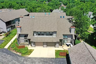4052 Saint Andrews Court #4, Canfield, OH 44406 - Photo 3