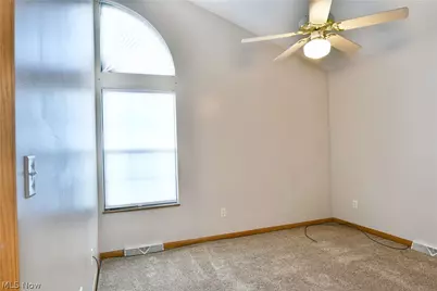 4052 Saint Andrews Court #4, Canfield, OH 44406 - Photo 33