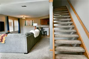 4052 St Andrews Ct, Canfield, OH 44406 - Photo 9