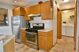4052 St Andrews Ct, Canfield, OH 44406 - Photo 21