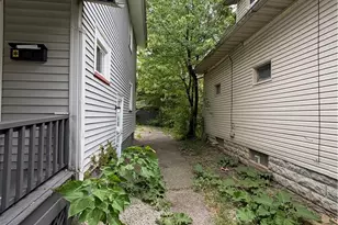 13010 Parkhill Ave, Loveland, OH 44120 - Photo 3