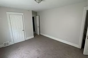 13010 Parkhill Ave, Loveland, OH 44120 - Photo 9