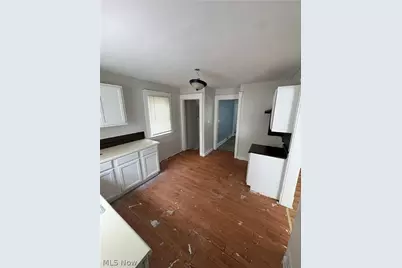 13010 Parkhill Avenue, Loveland, OH 44120 - Photo 25