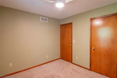 1270 Delia Avenue, Akron, OH 44320 - Photo 19
