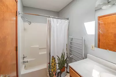 1270 Delia Avenue, Akron, OH 44320 - Photo 17
