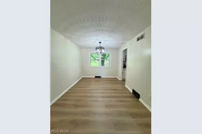 509 Marquardt Avenue NE, North Canton, OH 44720 - Photo 5