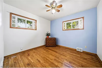 28626 Forest Road, Willowick, OH 44095 - Photo 17