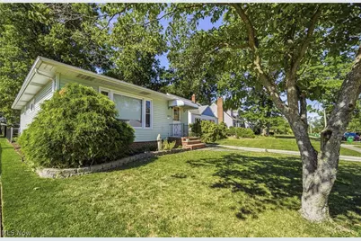 28626 Forest Road, Willowick, OH 44095 - Photo 3