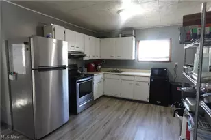 734 Main St, Bridgeport, OH 43912 - Photo 15