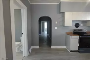 734 Main St, Bridgeport, OH 43912 - Photo 3