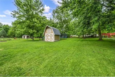 1295 Cherry Lane, Brunswick, OH 44212 - Photo 23