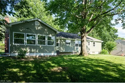4126 Stratford Road, Youngstown, OH 44512 - Photo 3
