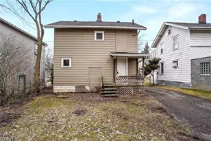 1155 Big Falls Ave, Akron, OH 44310 - Photo 3