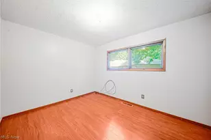 5950 Bayberry Cir, North Ridgeville, OH 44039 - Photo 13