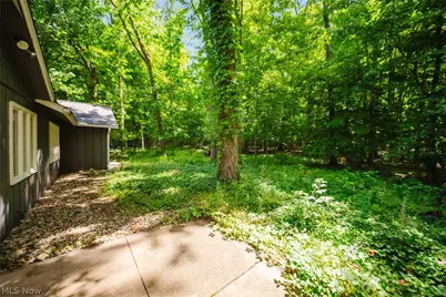 5950 Bayberry Circle, North Ridgeville, OH 44039 - Photo 19