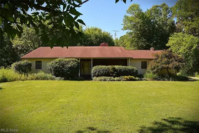 34489 Grafton Eastern Road, Grafton, OH 44044 - Photo 1