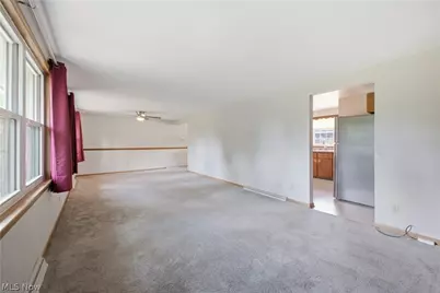 236 Manor Drive, Columbiana, OH 44408 - Photo 9