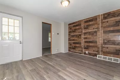 3295 W 46th Street, Loveland, OH 44102 - Photo 7
