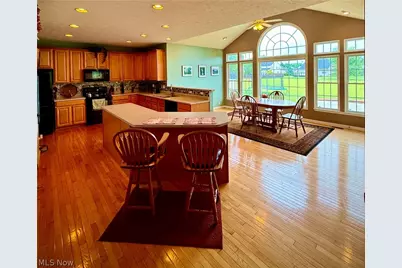 37663 Stoney Lake Drive, North Ridgeville, OH 44039 - Photo 9