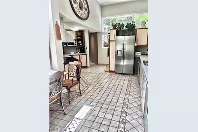 631 Pleasant Street, East Liverpool, OH 43920 - Photo 17